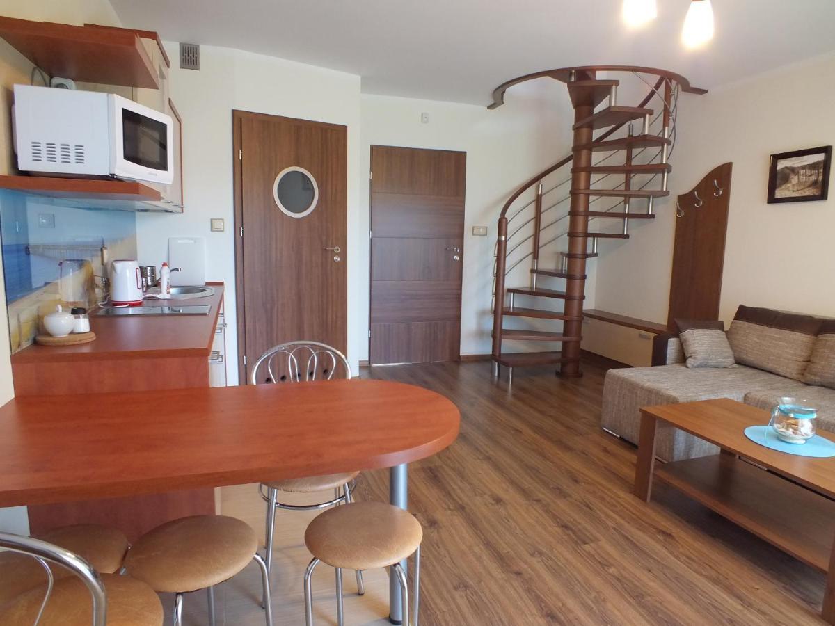Willa Laura Rowy - Apartamenty Nad Morzem Екстериор снимка