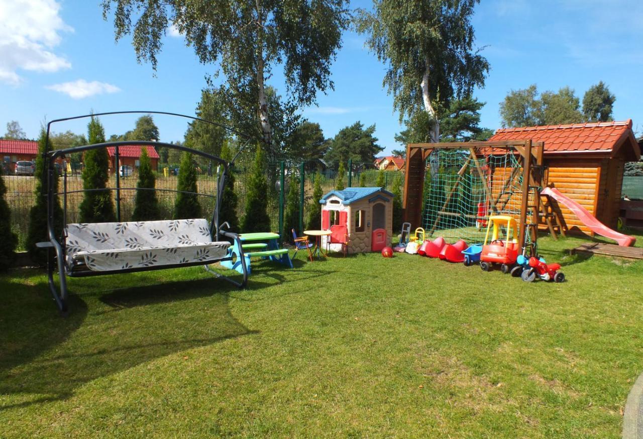 Willa Laura Rowy - Apartamenty Nad Morzem Екстериор снимка